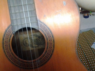 Đàn Guitar Yamaha CN80