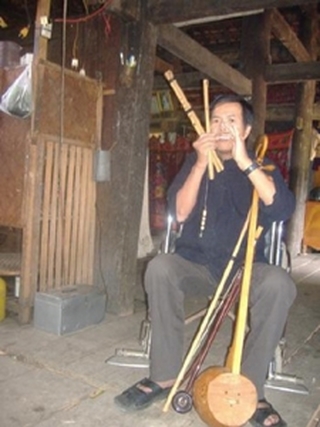 Ðộc đáo nhạc cụ của người Thái